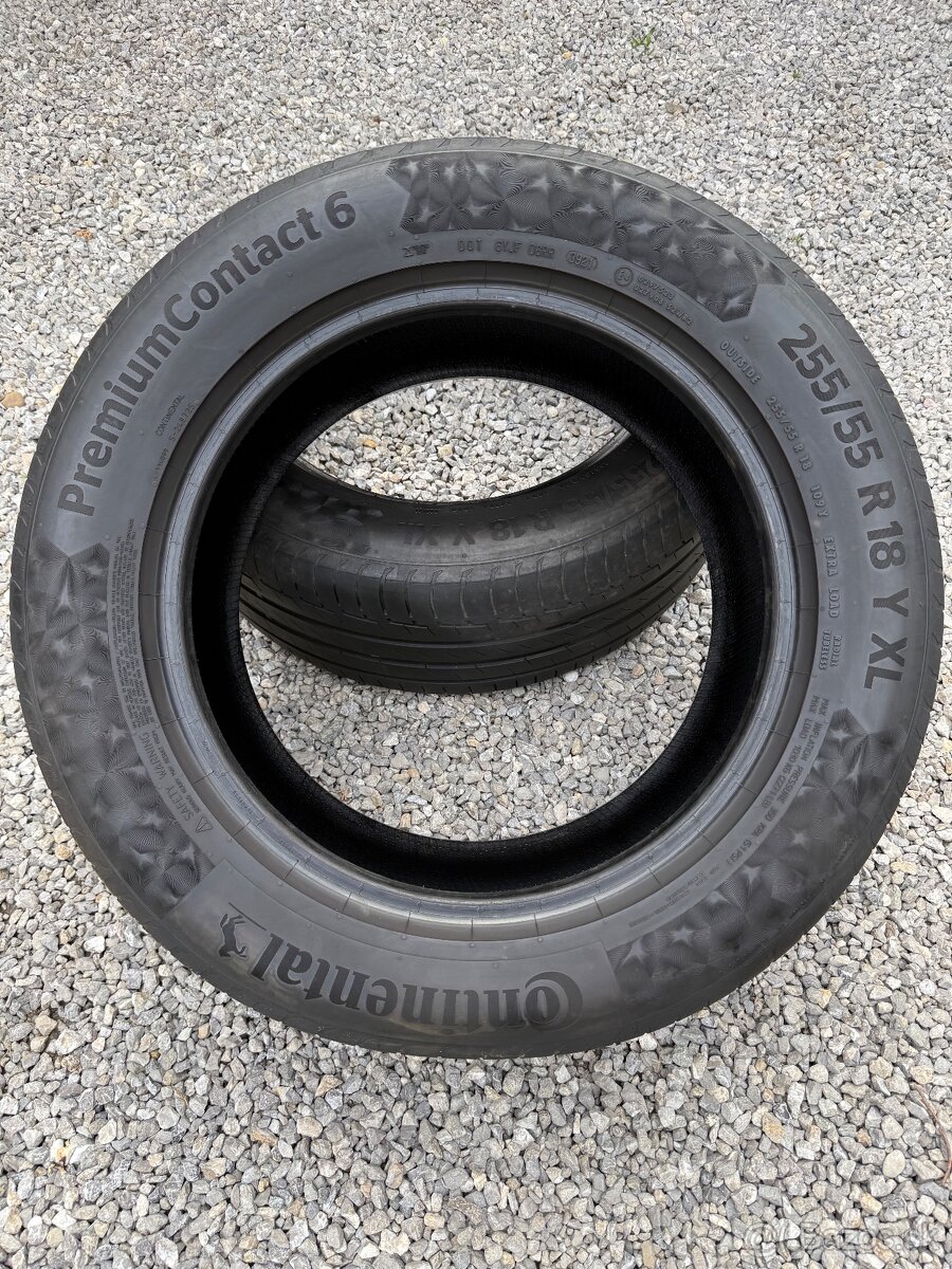 255/55 R18 Continental
