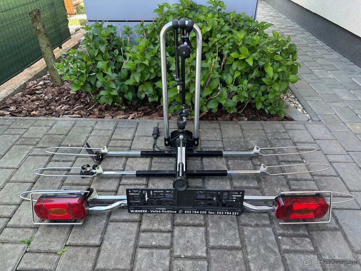 Nosič bicyklov na ťažné zariadene