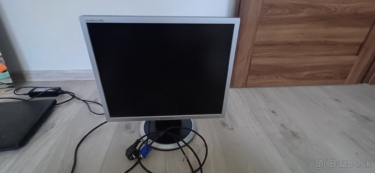 Monitor Samsung Syncmaster 940N