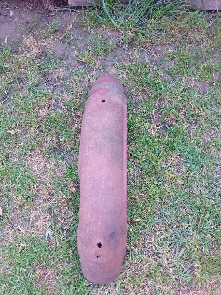 Nádrž a podblatnik jawa 555