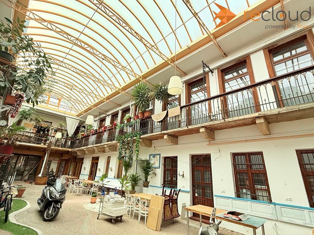 Na predaj výnimočný 2-izbový byt v historickom centre Nitry 