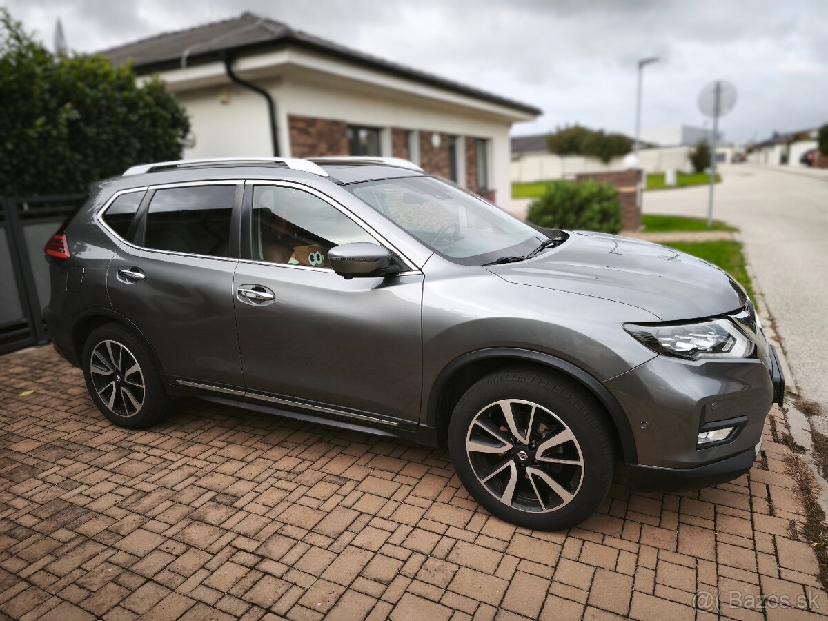 Nissan X-trail Tekna plus Bose