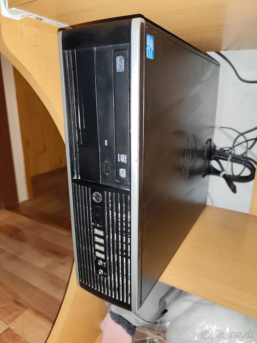 Počítačová zostava