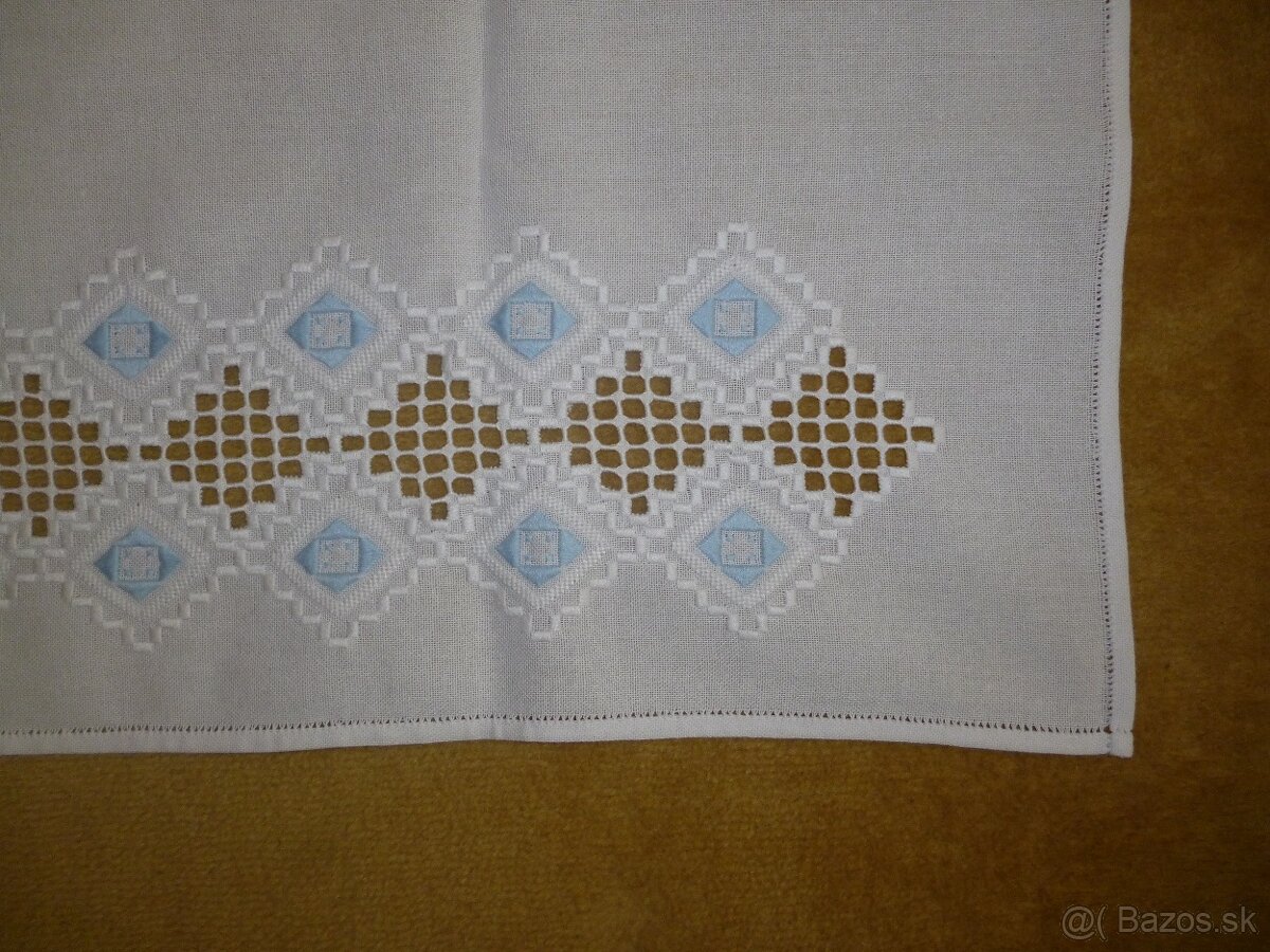 dečka, obrus na stôl - ručná práca