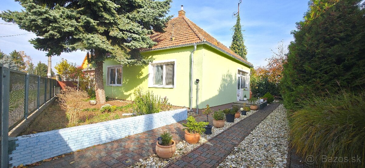 PNORF – zrekonštruovaný 3i RD, pozemkom 2630 m², R1, Šoporňa