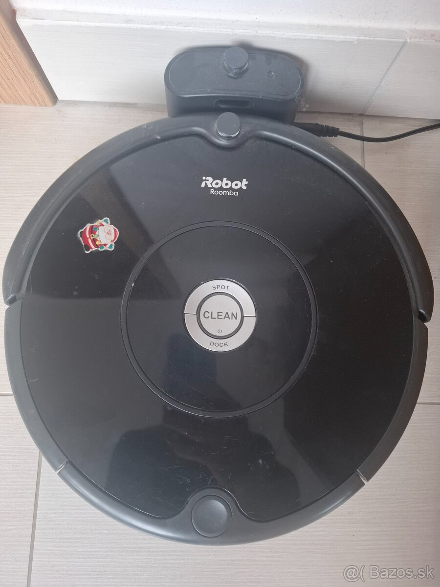 Roboticky vysvac Roomba