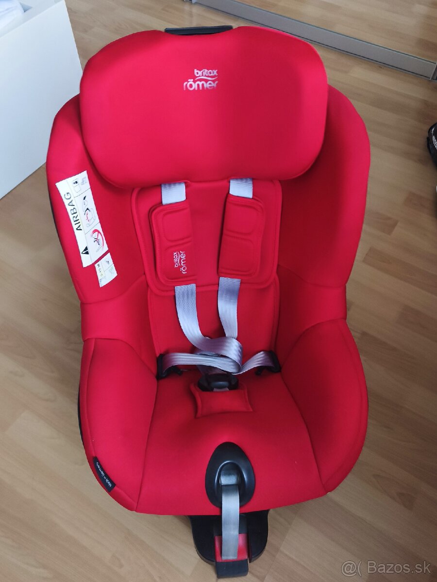 Britax Römer Dualfix i-size