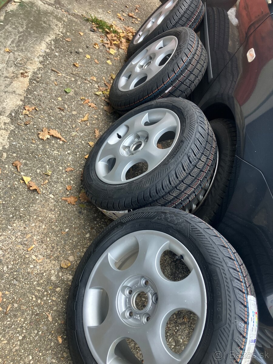 5x112 r16 195/60 r16c SAG