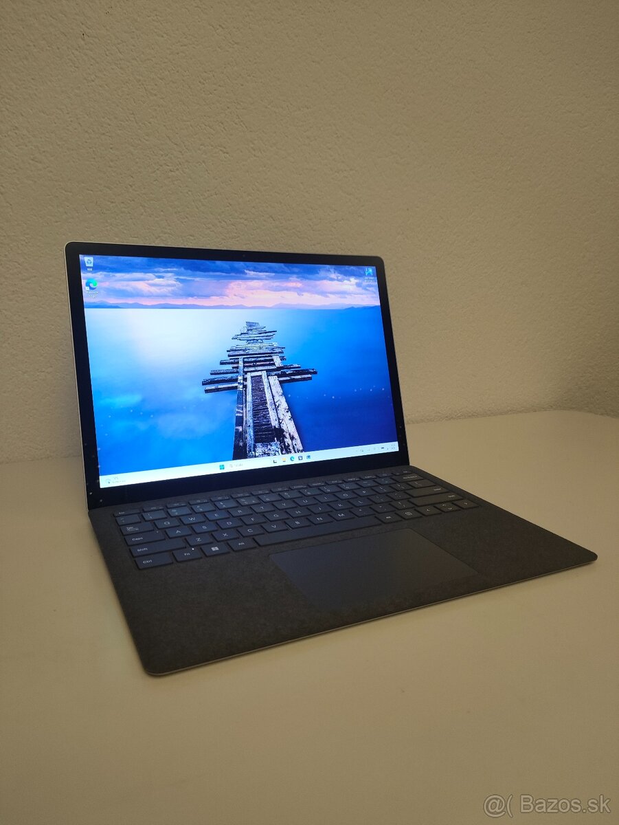 Microsoft Surface Laptop 5 | Core i5-1245U • 16 GB RAM • 512