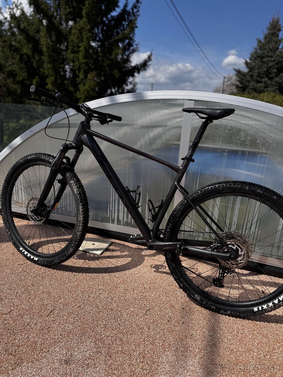 Predám horský bicykel SCOTT SCALE 980 XL v ZÁRUKE