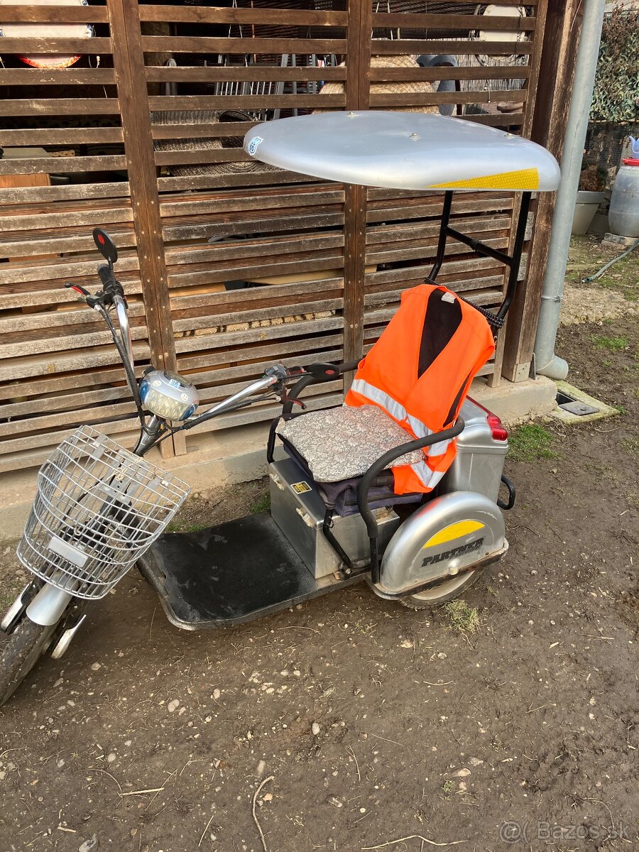 Elektro trojkolka
