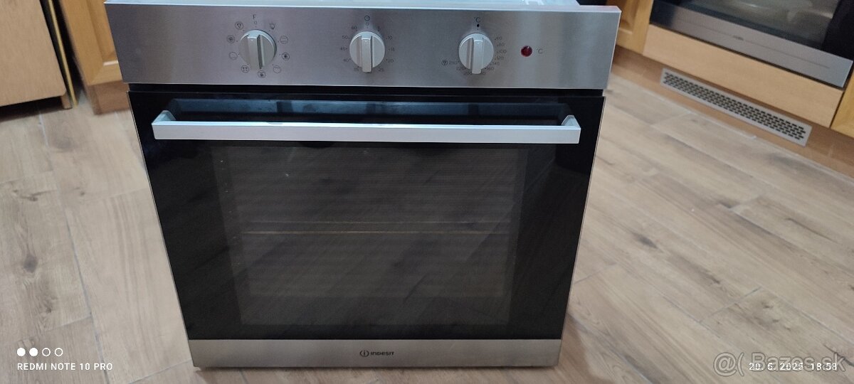Vstavaná el.rura INDESIT+ pllinová varná doska INDESIT