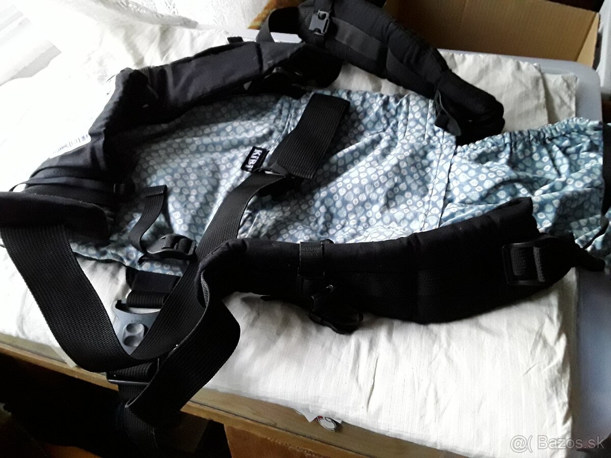 Detske ergonomicke nositko