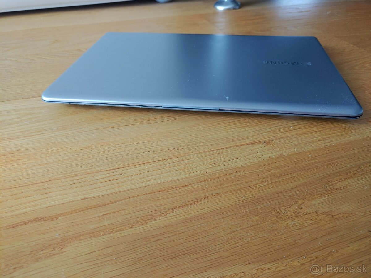 Notebook SAMSUNG NP535U3C