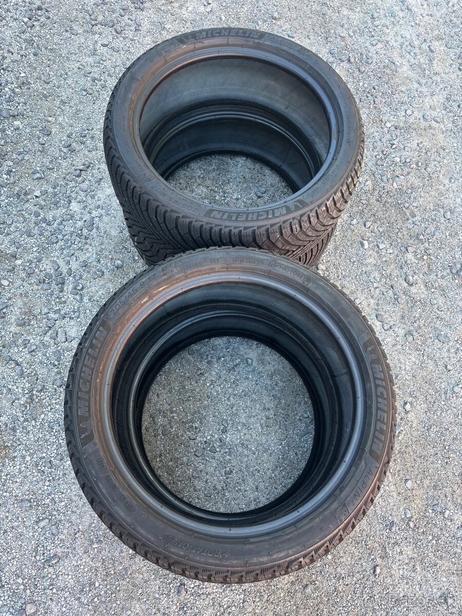 Predám zimné pneu. Michelin Alpin7 205/45 r17