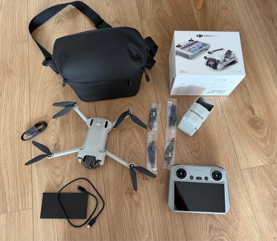 DJI mini 3 Pro / Fly more Combo + RC LCD ovladac