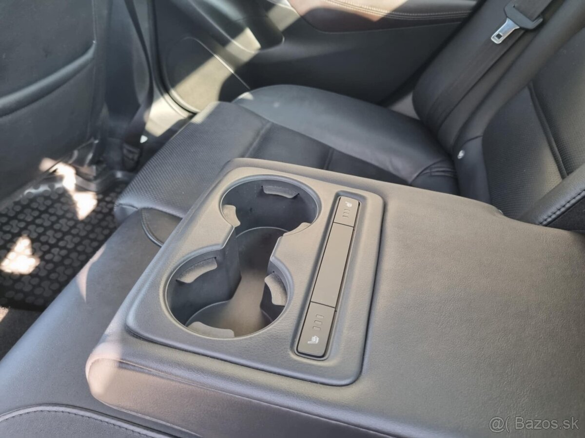 Mazda 6 2.2 Skyactiv-D Revolution TOP (2015)