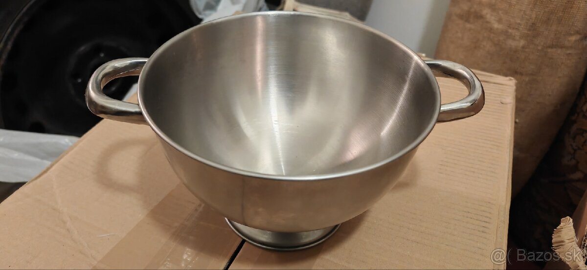 Misa, tanier, tácka