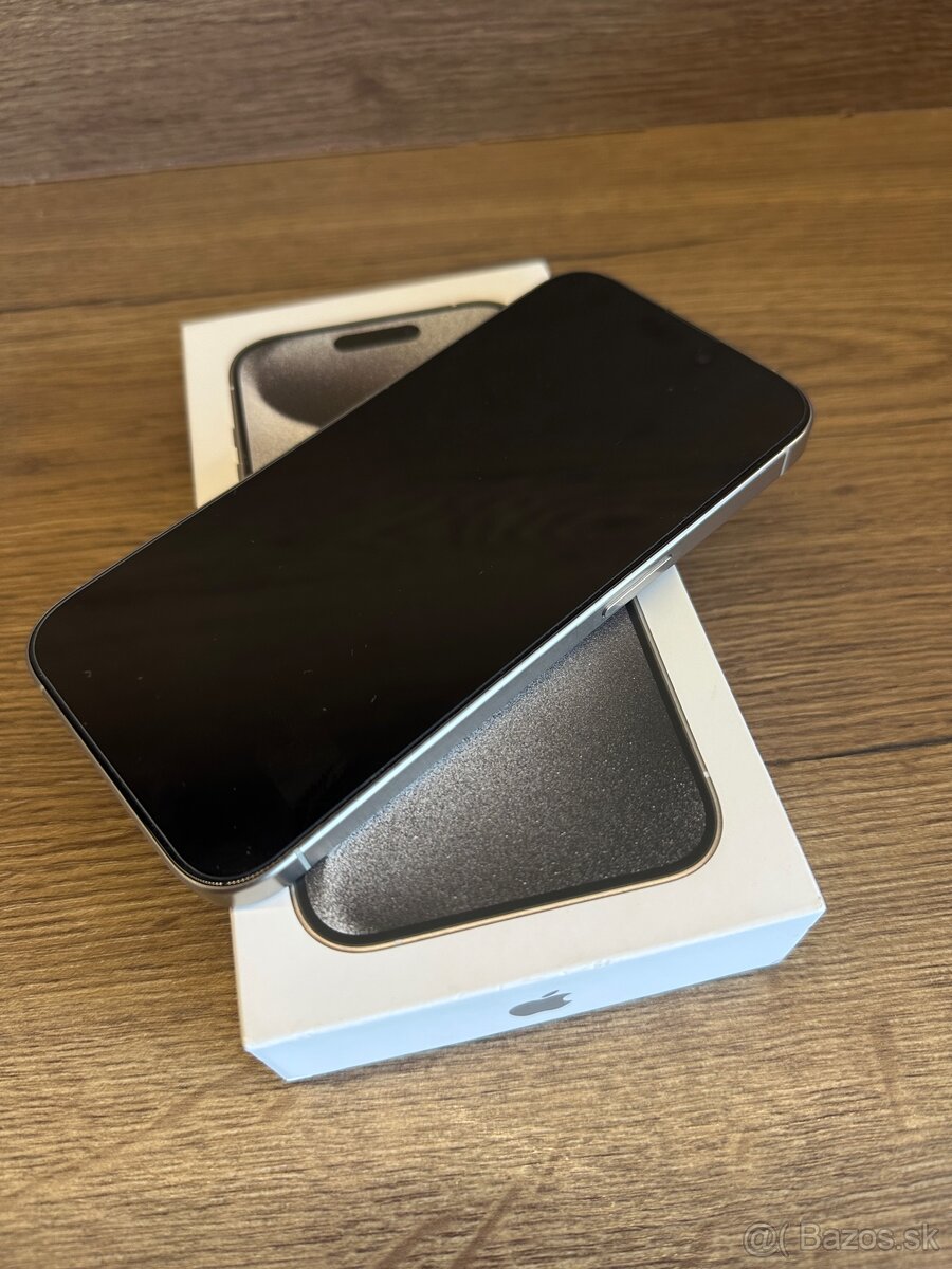 iphone 15 pro 256gb biely top stav