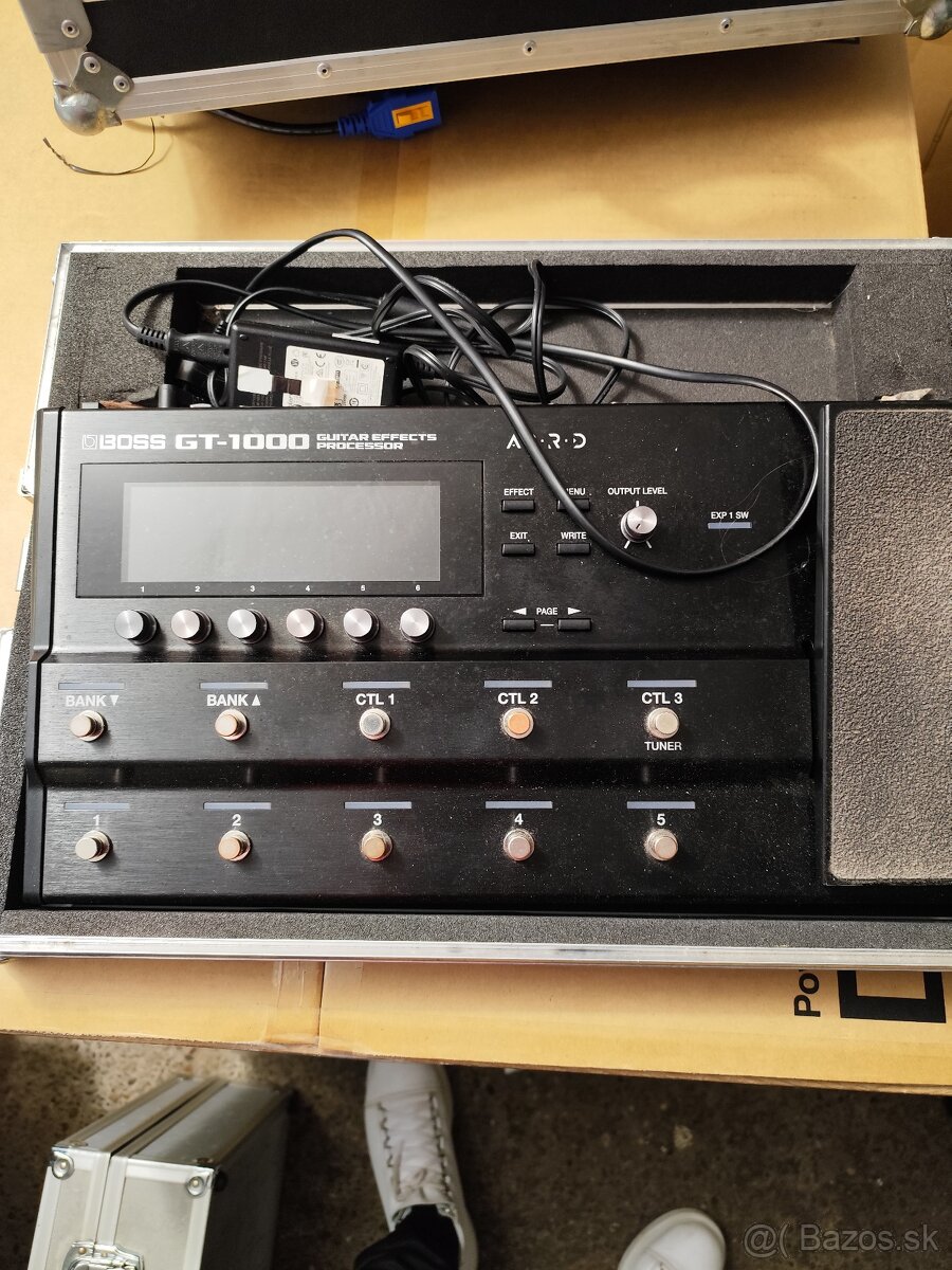Boss Gt-1000 bez case 630€