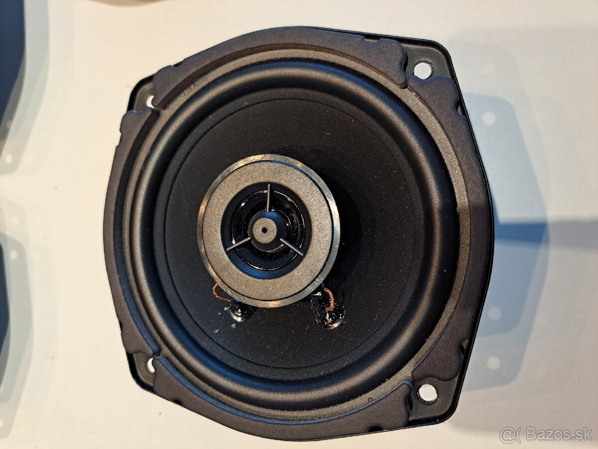 AMC 2 pasmove repro pár v cene