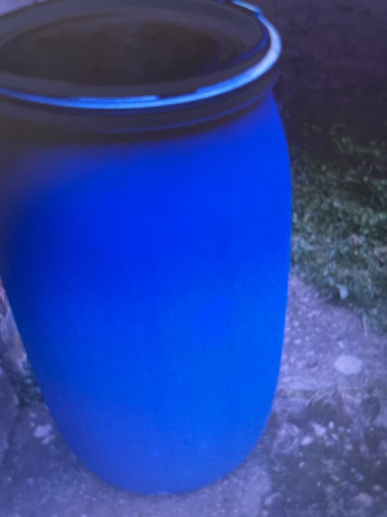 Plastový sud 120 litrový s deklom a obručou