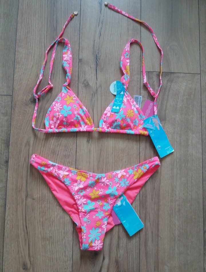 Bikiny Censored