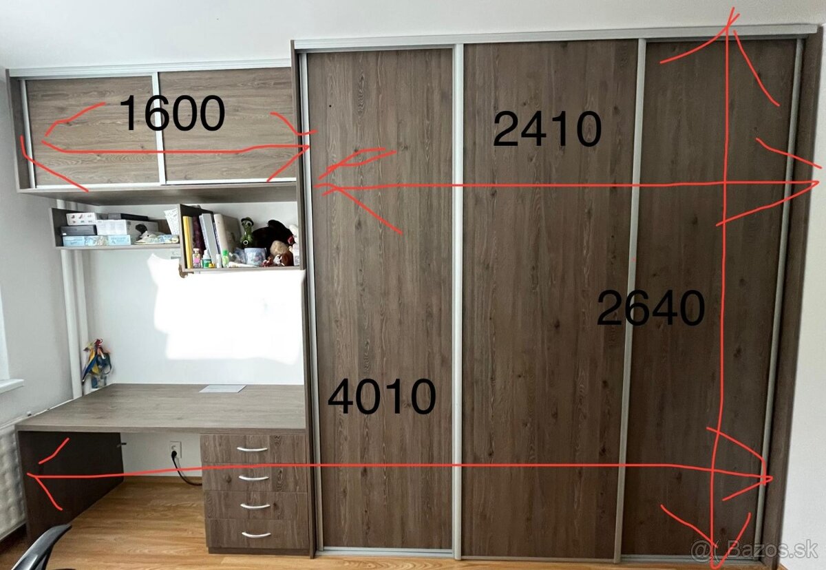 Vstavana skrina so stolikom aj s montazou 2640x4010x650