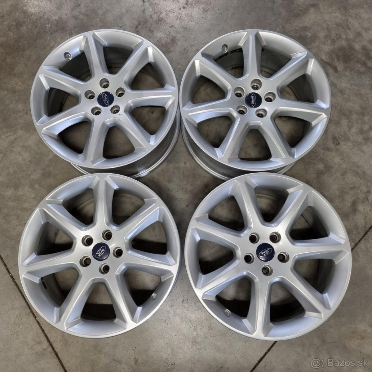 Hliníkové FORD disky 5x108 R18 8J ET55