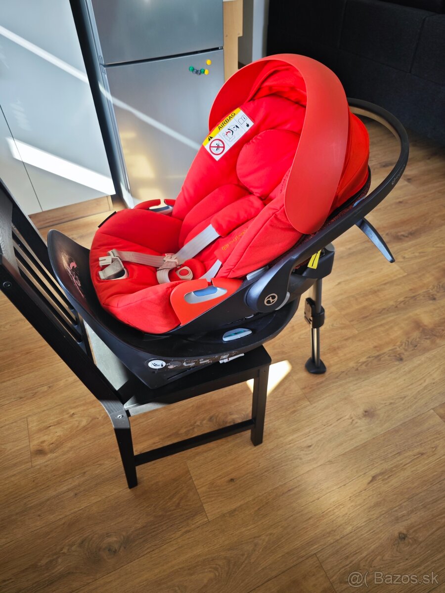 Vajíčko Cybex Cloud Z i-Size 13kg + otočná základňa Cybex