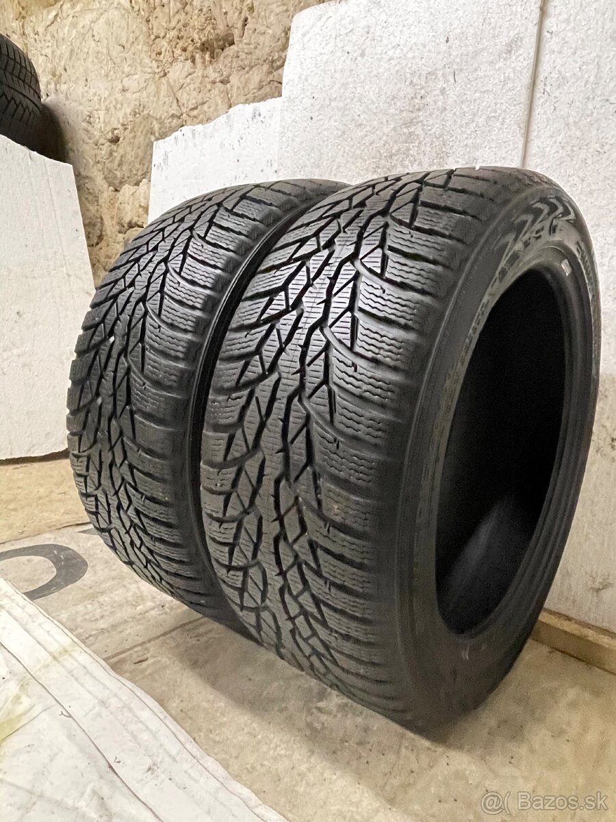 Nokian 215/45 R16 zimné
