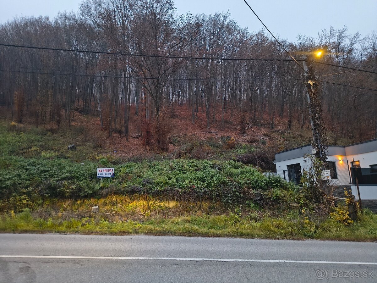 STAVEBNÝ POZEMOK so STAV. POVOLENÍM, NIŽNÝ KLÁTOV