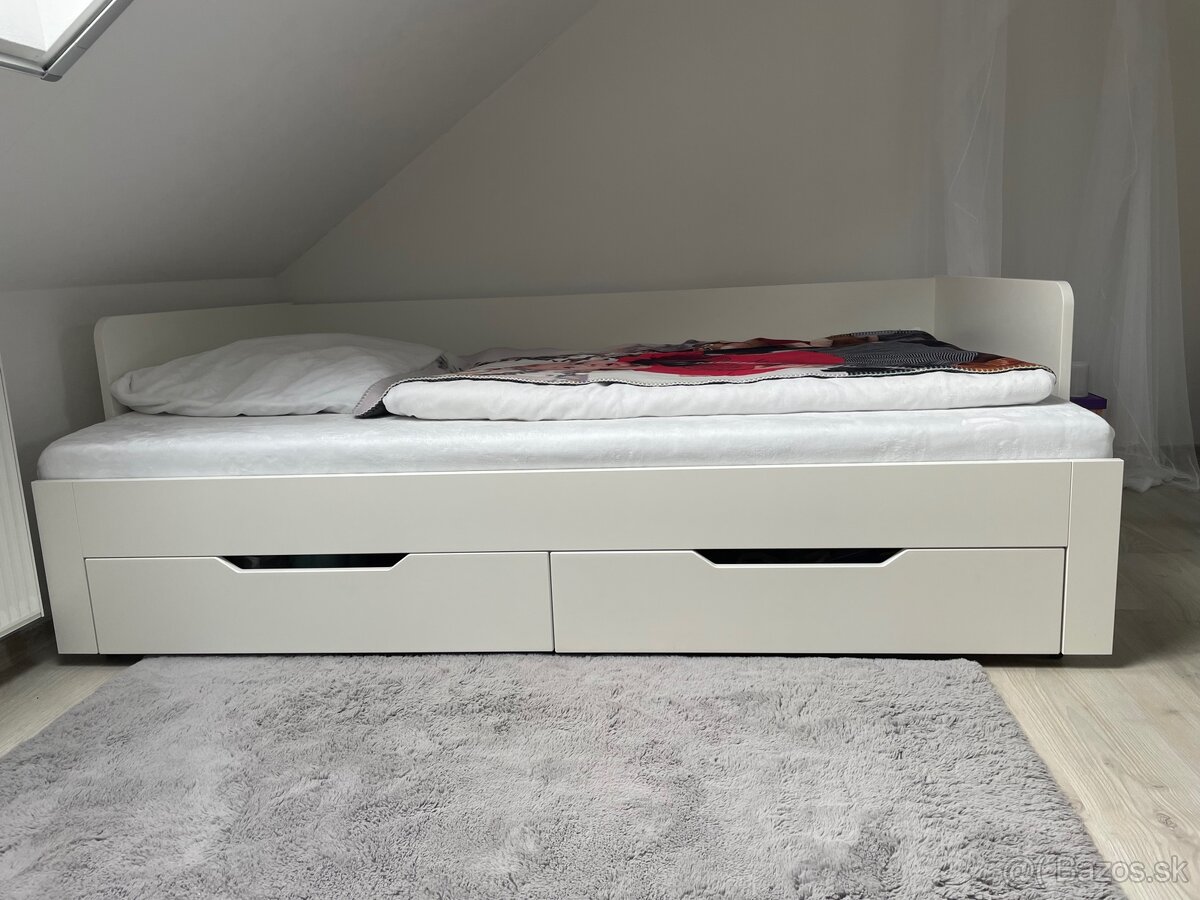 Rozťahovacia posteľ