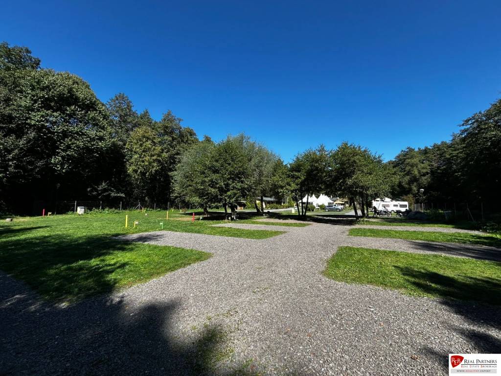 REB.sk zabehnutý multifunkčný rekreačný areál (kemp) Kuchyňa