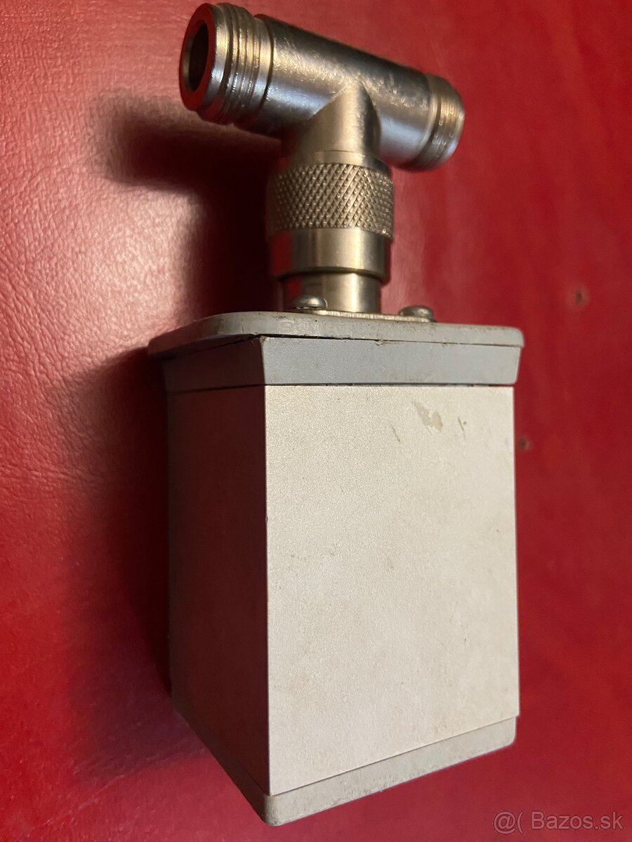 Ochrana proti statickemu naboju pre antény wifi