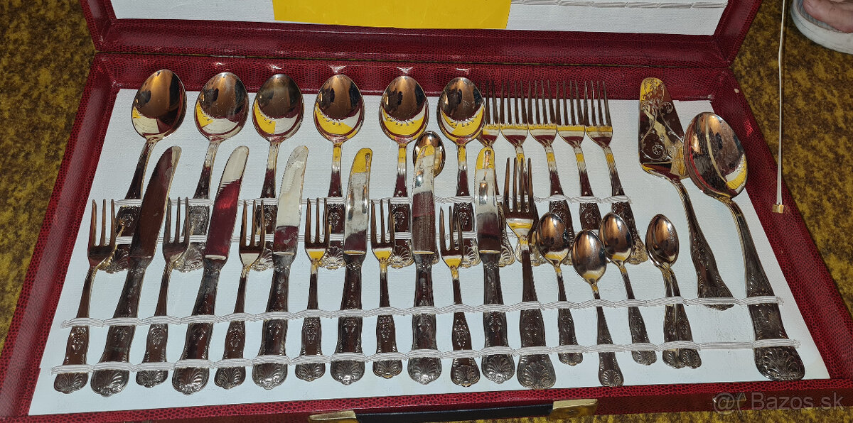 jedálenská súprava / príbor