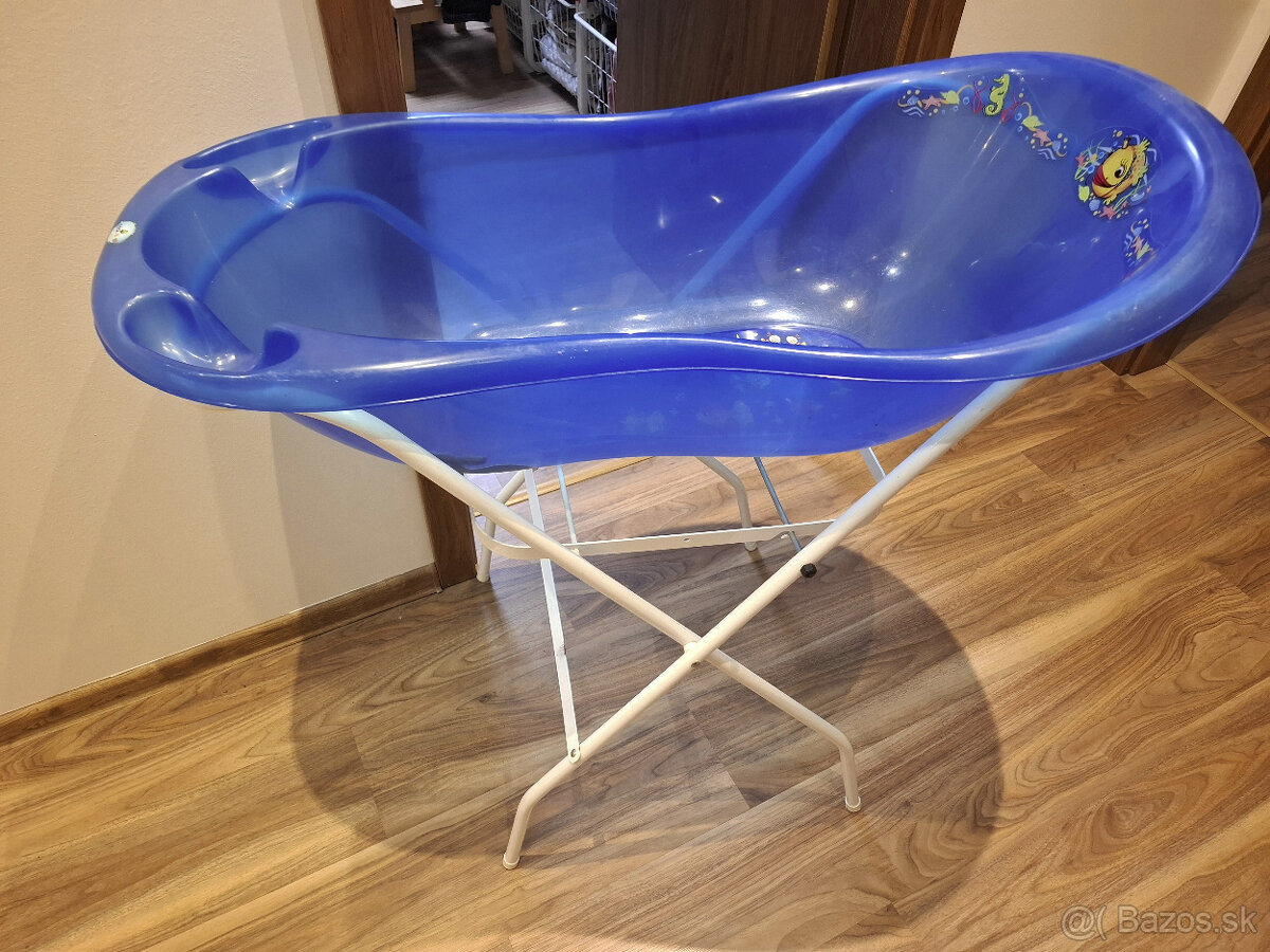 Vanička s kovovým stojanom