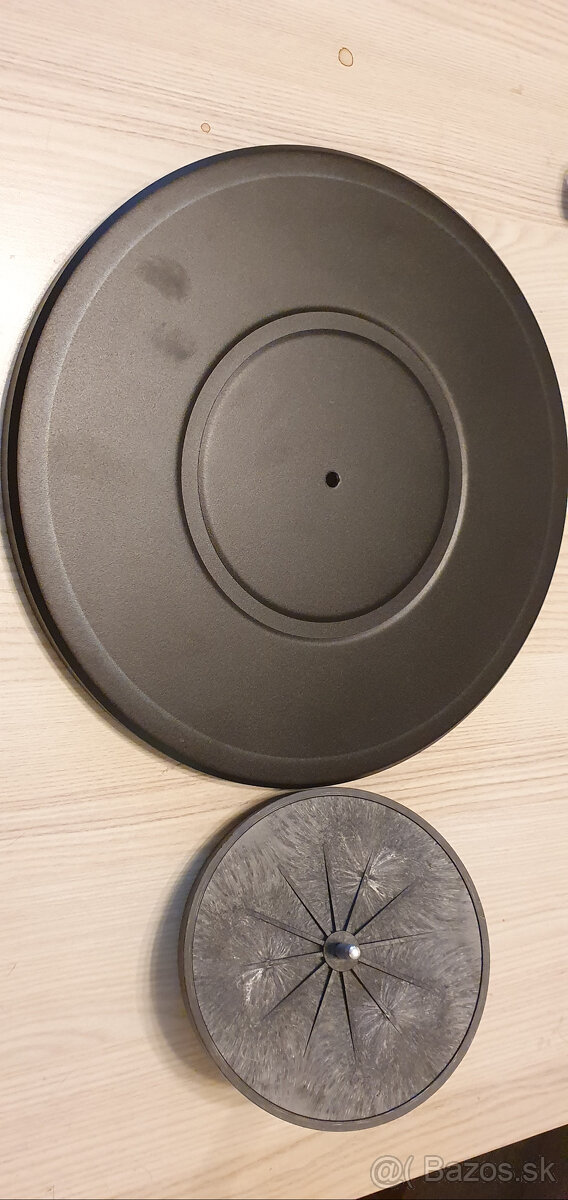 Hlavny tanier a subtanier