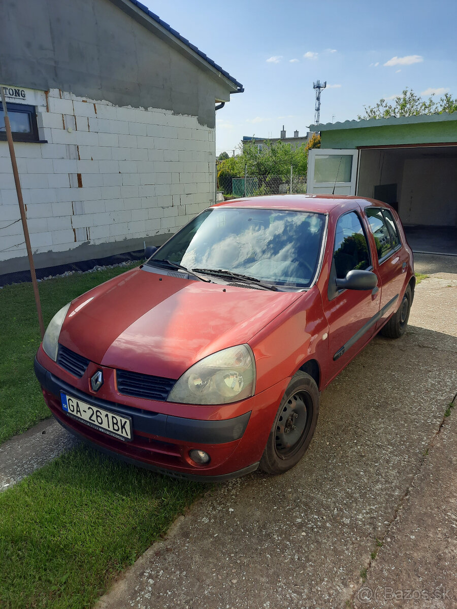 Clio 1,2 benzín