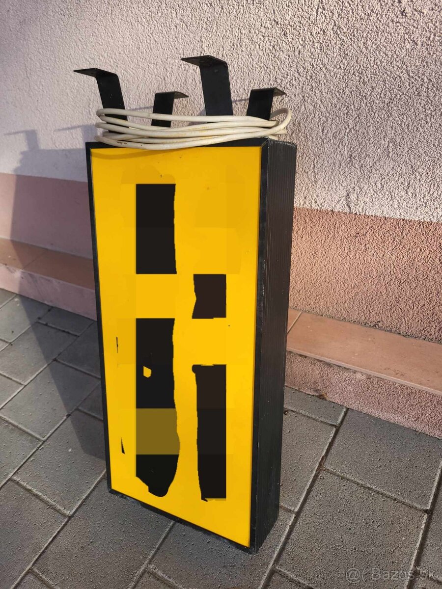 Svetelná reklama