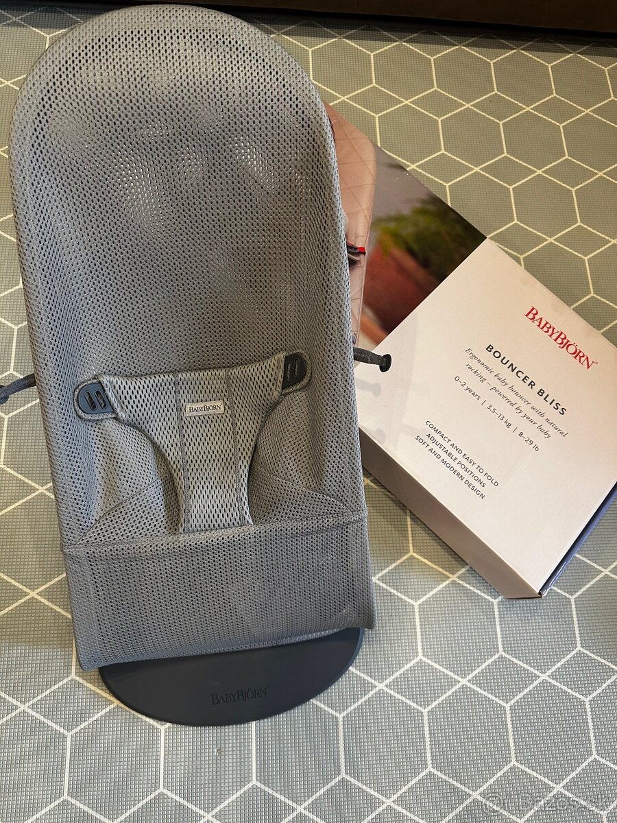 Babybjörn Lehátko Bliss Grey mesh