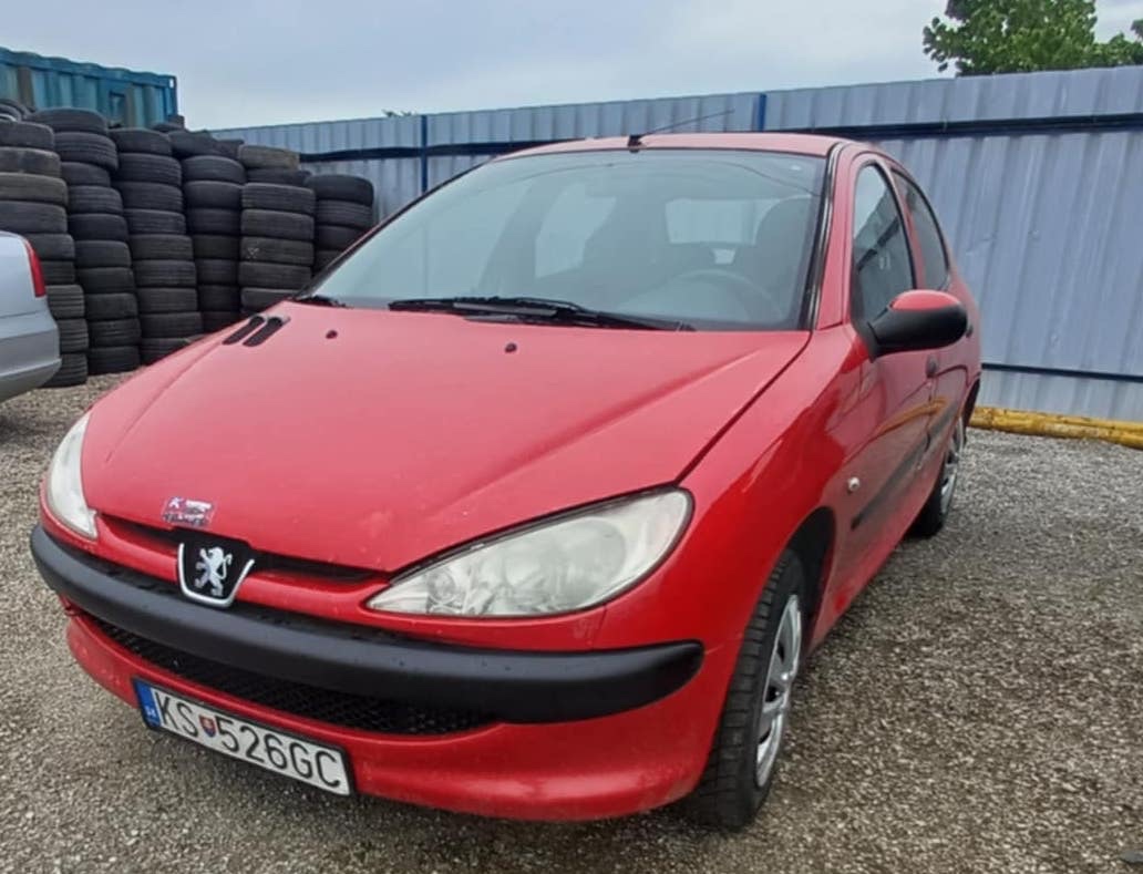 Predám Peugeot 206 1.4i, r.v. 2008, 222 000 km, 55kW, benzín