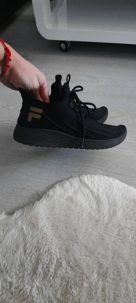 Fila tenisky