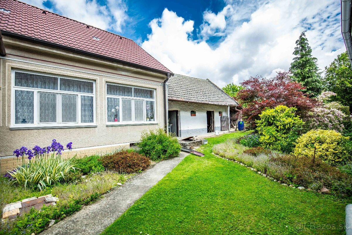 4-izbový RD v obci ŠPAČINCE,plocha domu 162m2 pozemok 1719m2