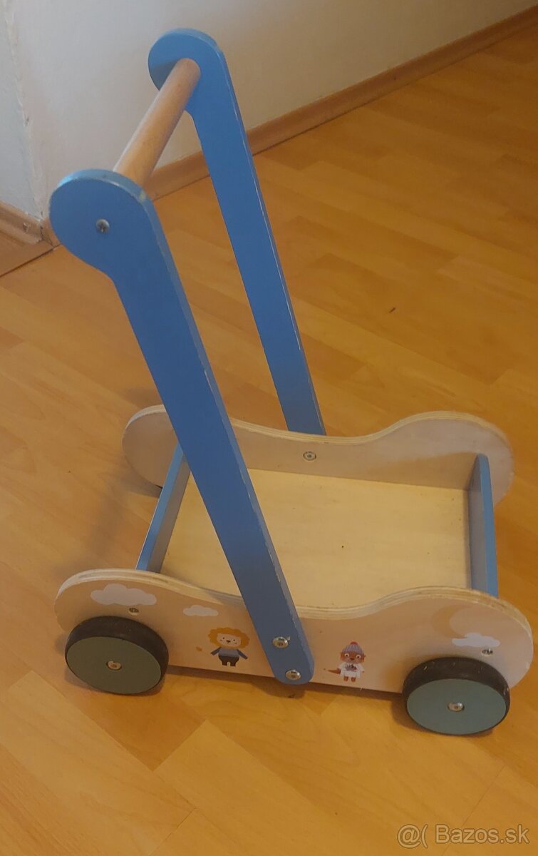 Drevený vozík