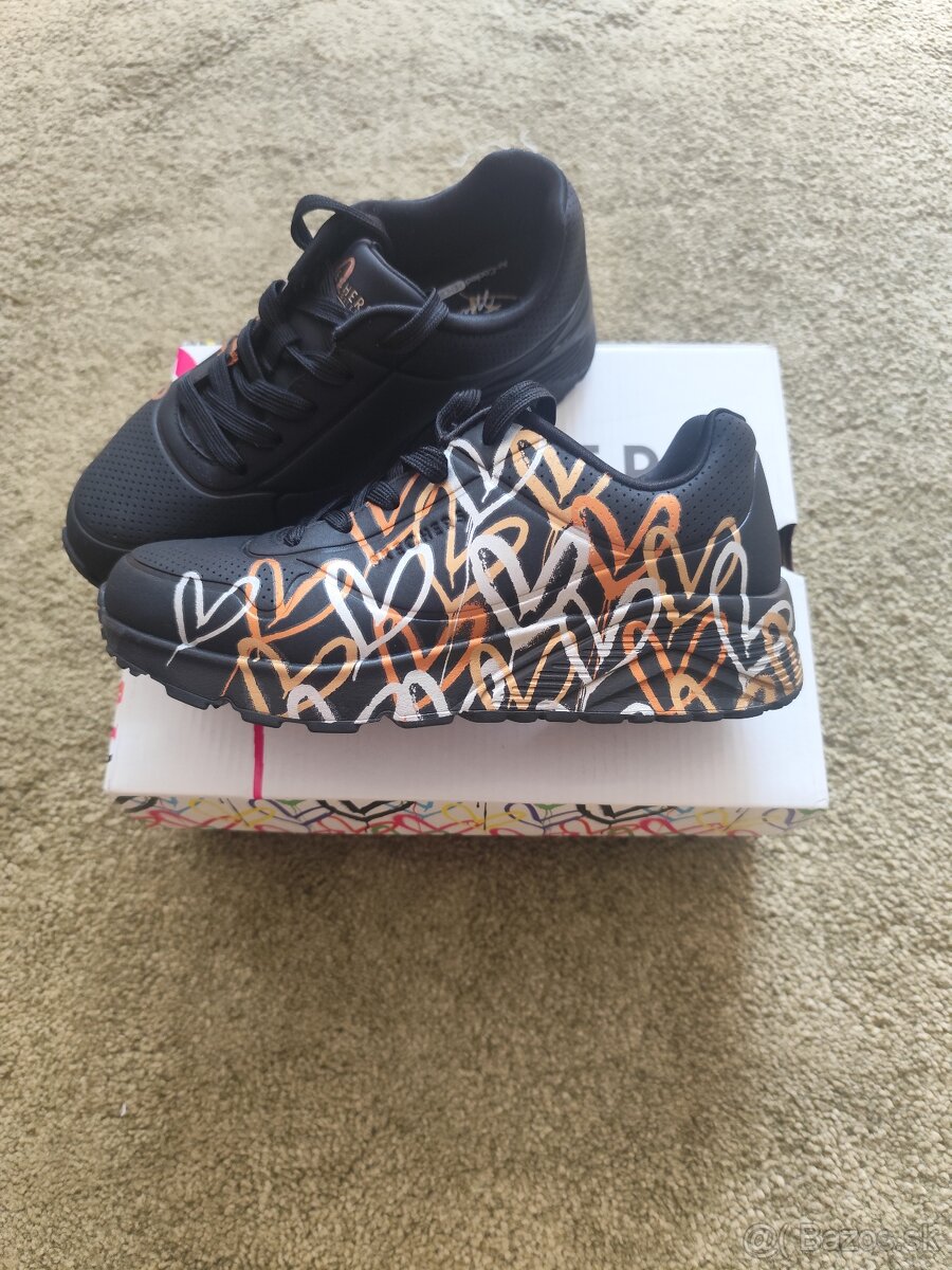 Predám športovú obuv SKECHERS