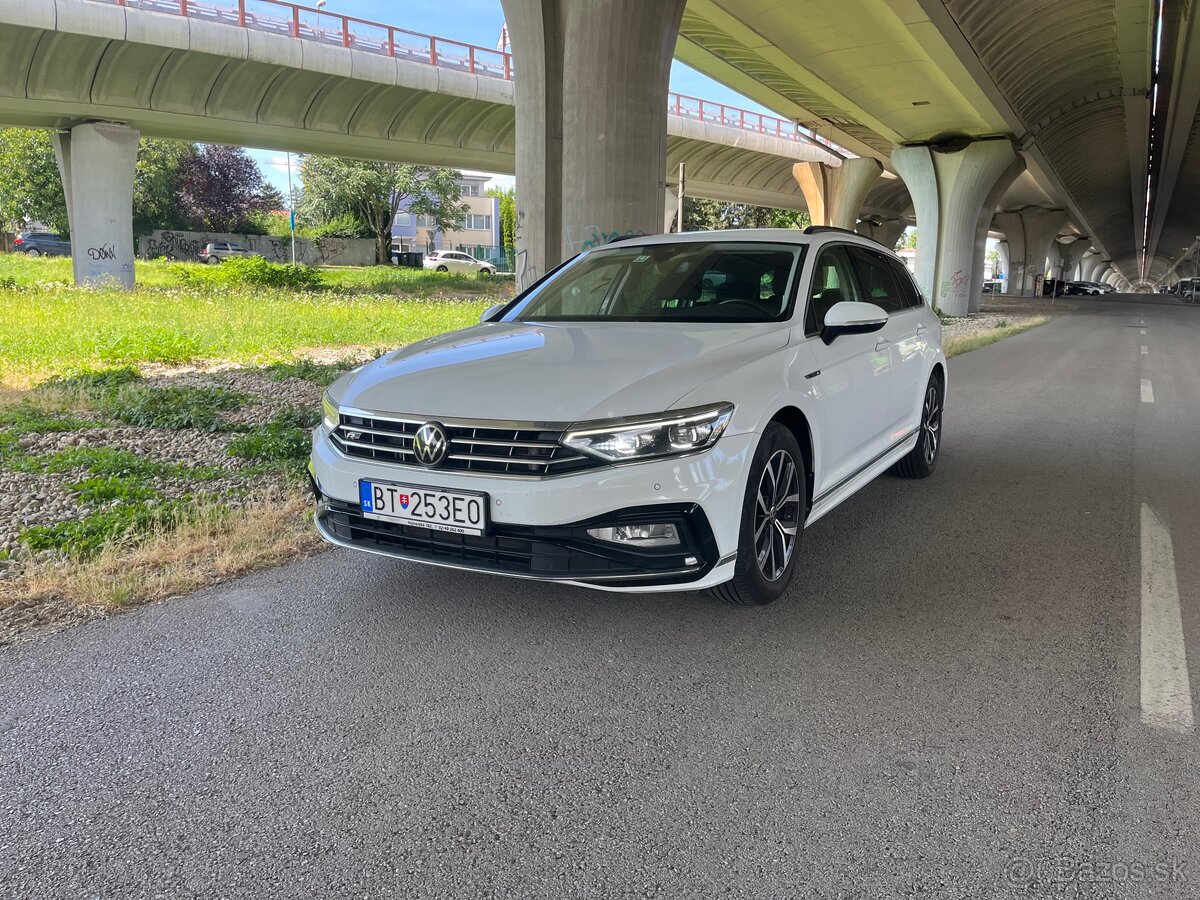 VW Passat Variant Business R-line
