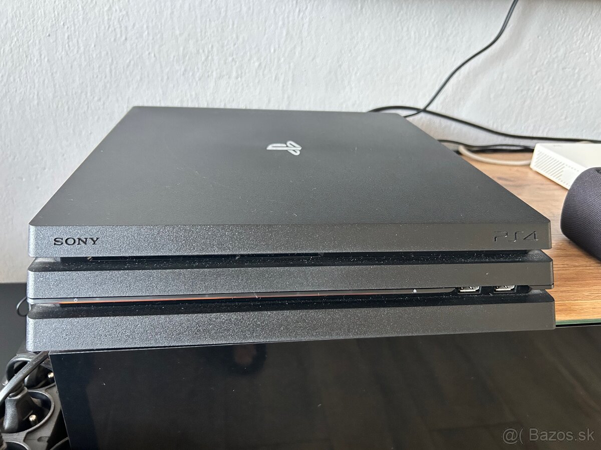 TOP stav - PS4 PRO 1TB - verzia CUH-7216B