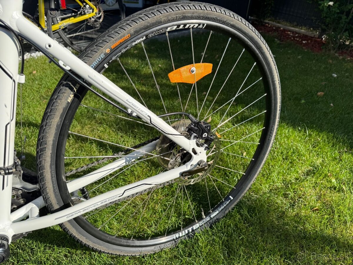 Bicykel damsky crossovy 18’