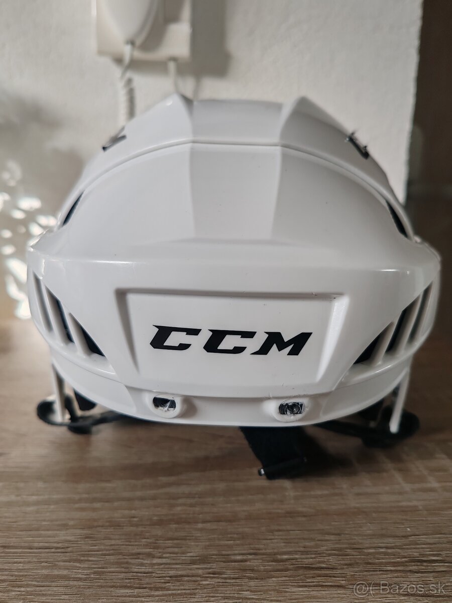 Hokejová prilba CCM